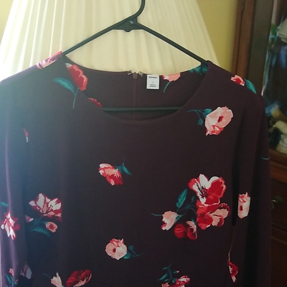 Dress - Picture 2 of 4